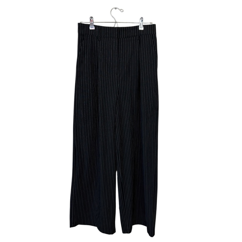 House of Harlow Black Pinstripe Pants – Size M